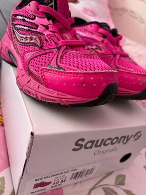 GIRL Saucony Hot Pink Mesh Running Sneakers with Black Accents